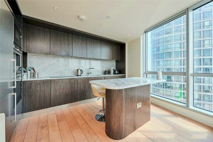 3 Bedroom Flat To Rent In Charrington Tower, Biscayne Avenue, E14