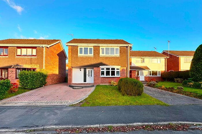 4 Bedroom Detached House For Sale In Holker Close, Poynton, SK12