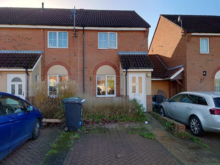 2 Bedroom Semi-detached House To Rent In Highfields, Westoning, MK45