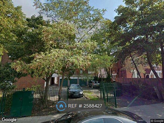 2 Bedroom Flat To Rent In Stanedge Court, London, SW16