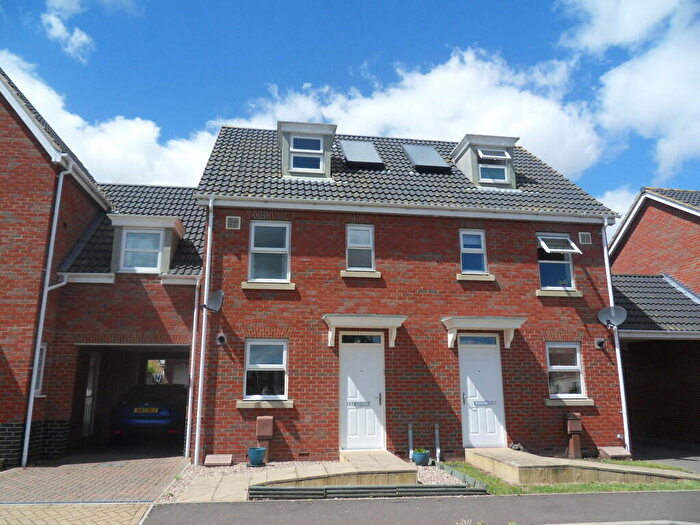 3 Bedroom Semi-Detached House To Rent In Harleston, IP20