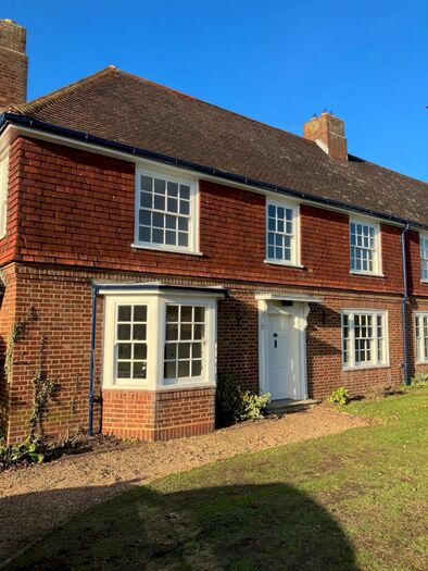 4 Bedroom Property To Rent In Holbrook, Ipswich, Suffolk, IP9