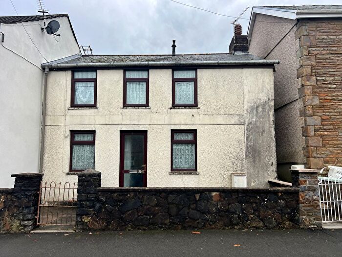 2 Bedroom End Of Terrace House For Sale In Park Street, Lower Brynamman, Ammanford, Carmarthenshire, SA18