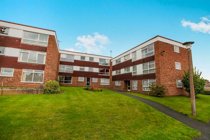 1 Bedroom Flat To Rent In Balmoral Court, Kidderminster, DY10