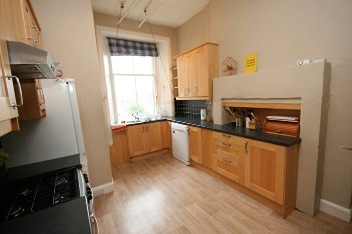 5 Bedroom Flat To Rent In Strathearn Road, Marchmont, Edinburgh, EH9