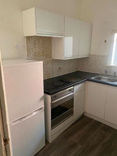 2 Bedroom Flat To Rent In Stapleton Road, Bristol, BS5