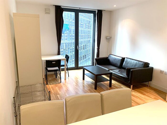 1 Bedroom Flat To Rent In The Hub, Piccadilly Place, Manchester, M1