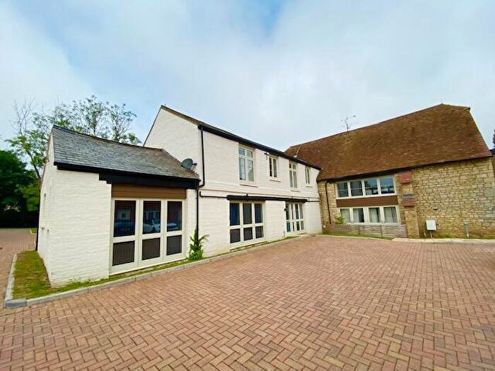 2 Bedroom Barn Conversion To Rent In Manor Close, Deanshanger, Milton Keynes, MK19
