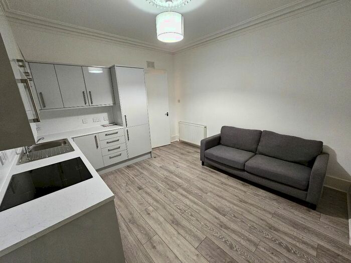 2 Bedroom Flat To Rent In Urquhart Road, City Centre, Aberdeen, AB24