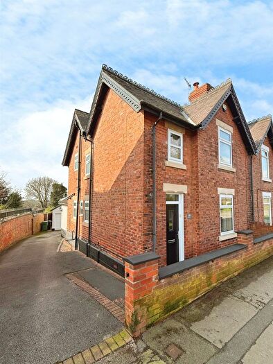 3 Bedroom Semi Detached House For Sale In Ilkeston Road, Heanor, DE75