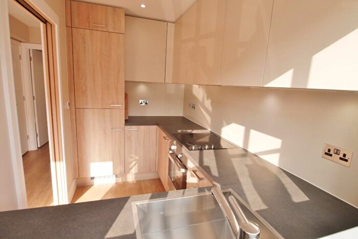2 Bedroom End Of Terrace House To Rent In Longhurst Avenue, Highwood, Horsham, RH12