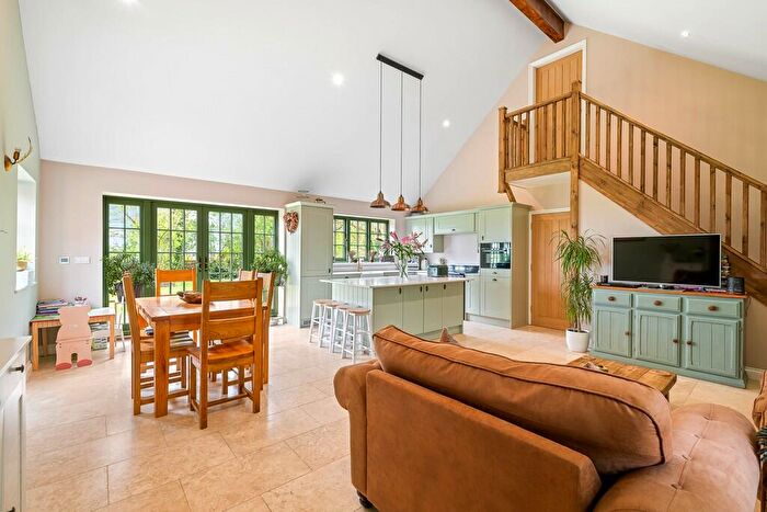 4 Bedroom Detached House For Sale In Weldon Road, DN21
