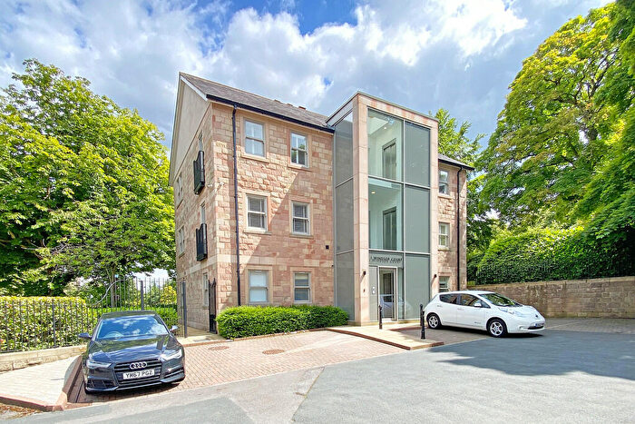 2 Bedroom Flat To Rent In Clarence Drive, Harrogate, HG1
