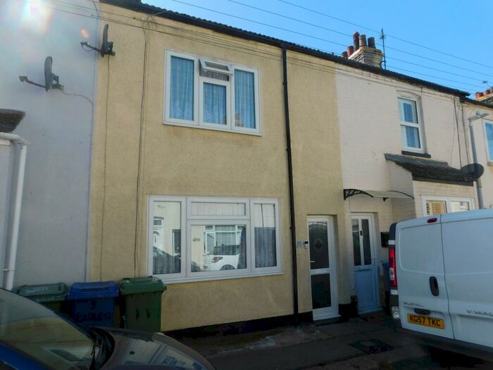 3 Bedroom Terraced House To Rent In Castle Street, Queenborough, ME11