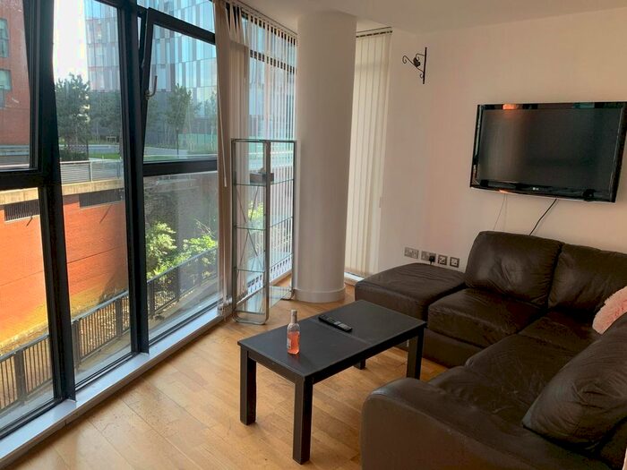 3 Bedroom Flat To Rent In Apartment, Jordan Street, Manchester, M15