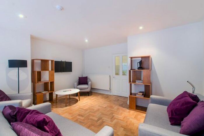 Studio To Rent In Kimmerston House, Westminster, London, SW1P