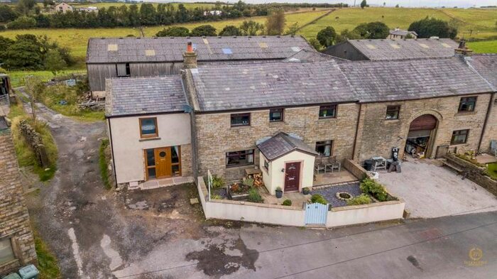 4 Bedroom Semi-Detached House For Sale In Stone Fold Village, Accrington, BB5