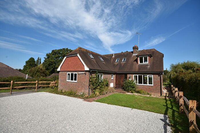 3 Bedroom Detached House To Rent In Peasmarsh, East Sussex, TN31
