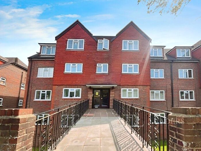 1 Bedroom Apartment For Sale In Nevill Road, Hove, BN3