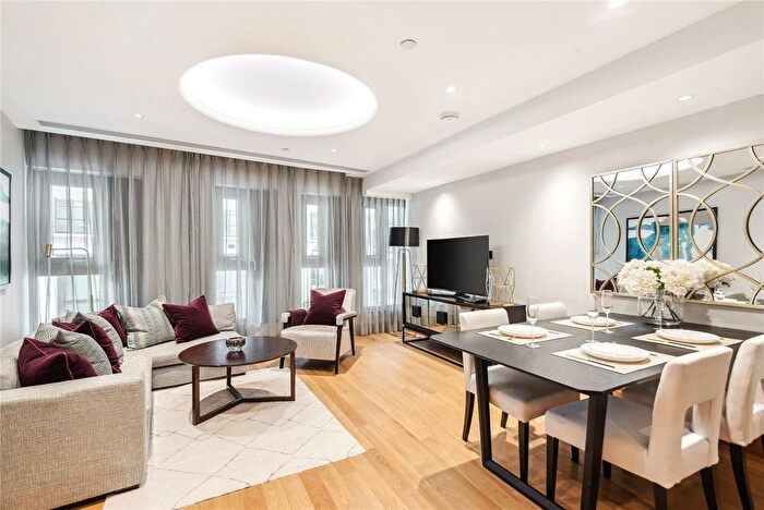 2 Bedroom Flat To Rent In Cleland House, John Islip Street, Westminster, London, SW1P