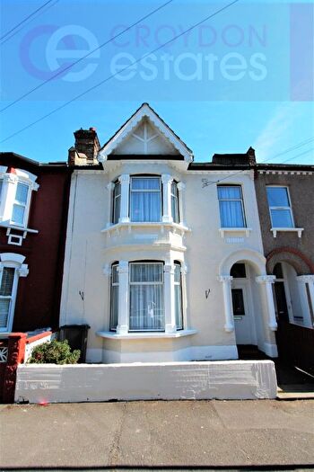 4 Bedroom Terraced House To Rent In Nova Road, Croydon, CR0