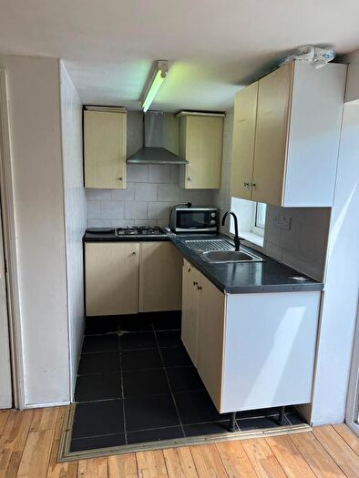 2 Bedroom Flat To Rent In Ilford, IG3