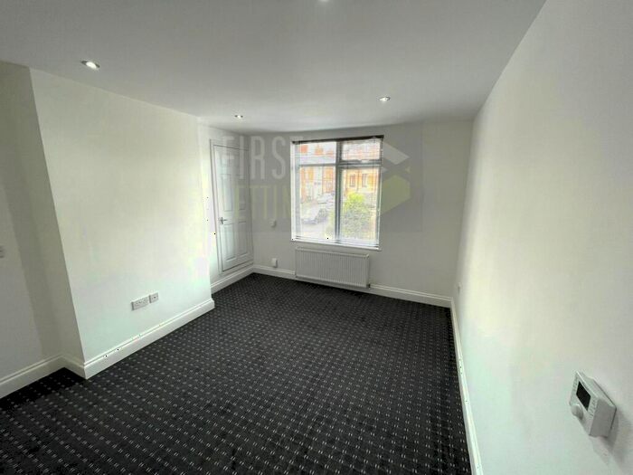 1 Bedroom Flat To Rent In Hoby Street, West End, LE3
