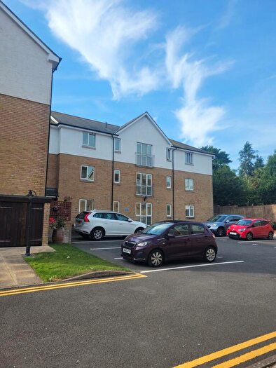2 Bedroom Flat To Rent In Folkestone Road, Dover, CT17