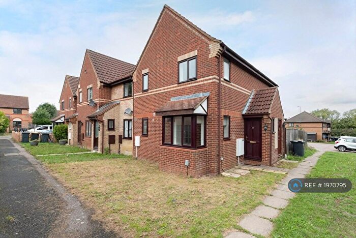 1 Bedroom End Of Terrace House To Rent In Poppyfields, Bedford, MK41
