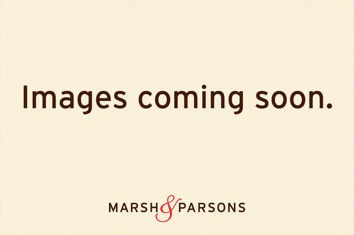 2 Bedroom Apartment To Rent In Lavender Sweep, London, SW11