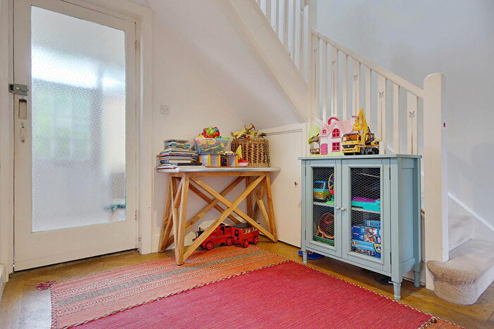 5 Bedroom Detached House For Sale In Montague Road, Bournemouth, BH5
