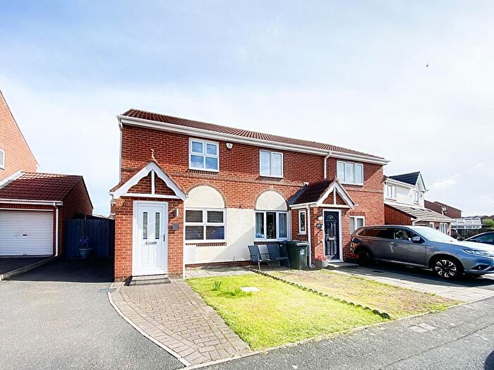 2 Bedroom Semi Detached House For Sale In Holyfields, West Allotment, Newcastle Upon Tyne, NE27