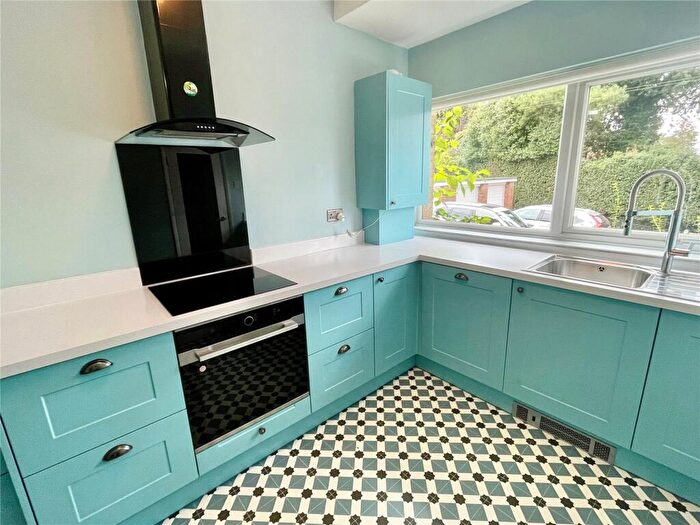 2 Bedroom Flat For Sale In Elmleigh Court, Elmleigh, Midhurst, West Sussex, GU29