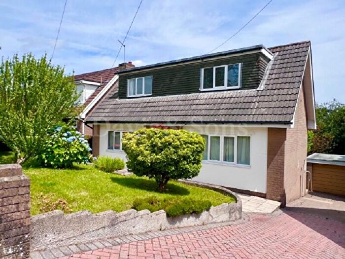 3 Bedroom Detached Bungalow For Sale In Cwm-cwddy Drive, Bassaleg, Newport., NP10