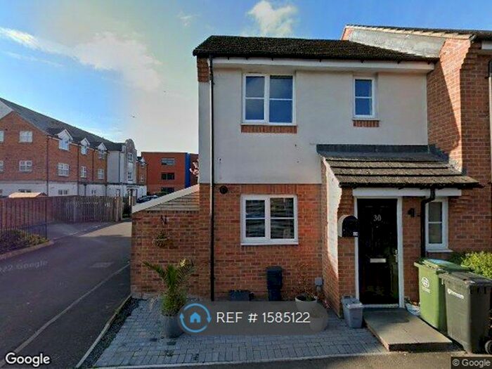 2 Bedroom Terraced House To Rent In James Road, Portsmouth, PO3