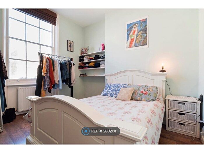 1 Bedroom Flat To Rent In Richmond Road, London, E8