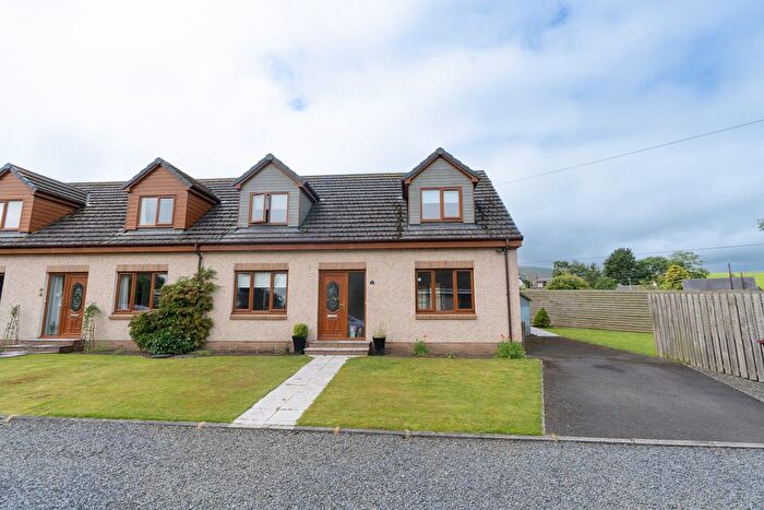 4 Bedroom Semi-Detached House For Sale In Boat Road, Thankerton, ML12