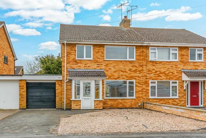3 Bedroom Semi-Detached House To Rent In Charlecote Close, Tiddington, Stratford-upon-Avon, CV37