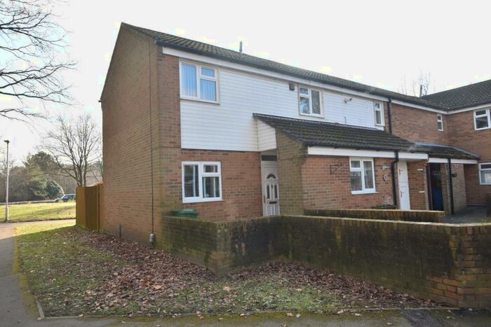 1 Bedroom Maisonette To Rent In Leaves Green, Bracknell, RG12