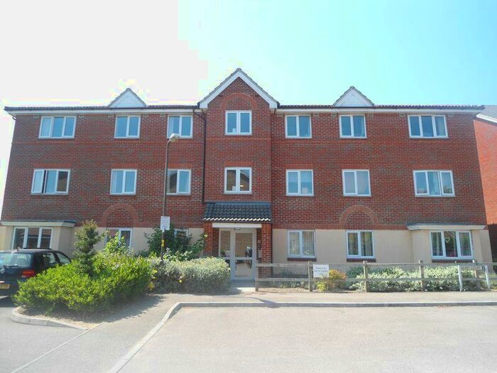2 Bedroom Flat To Rent In Saxby Close, Bognor Regis, PO22