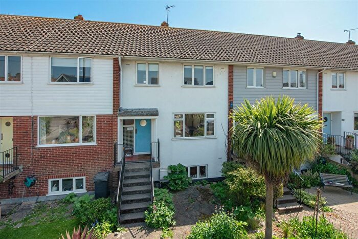 3 Bedroom Terraced House For Sale In Island Wall, Whitstable, Kent, CT5