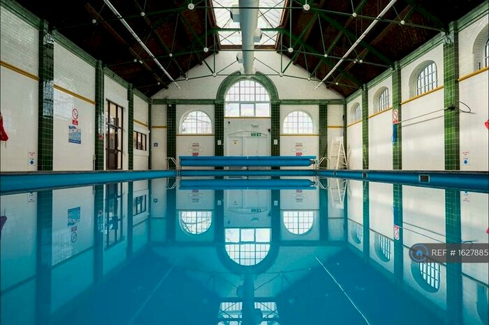 7 Bedroom Detached House To Rent In Rowanwood Avenue, Sidcup, DA15