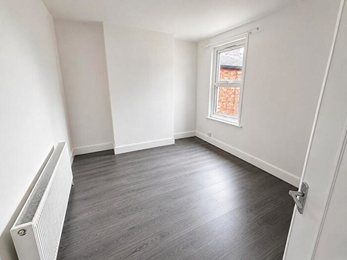 3 Bedroom Flat To Rent In Vaughan Road, Harrow, HA1
