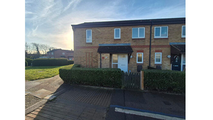 3 Bedroom End Of Terrace House For Sale In Cosford Gardens, Bicester, Oxfordshire, OX26