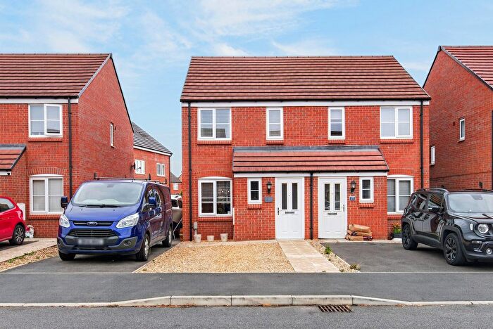 2 Bedroom Semi Detached House For Sale In Speight Crescent, Kettering, NN15
