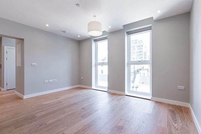 1 Bedroom Flat To Rent In Avonmore Road, London, W14