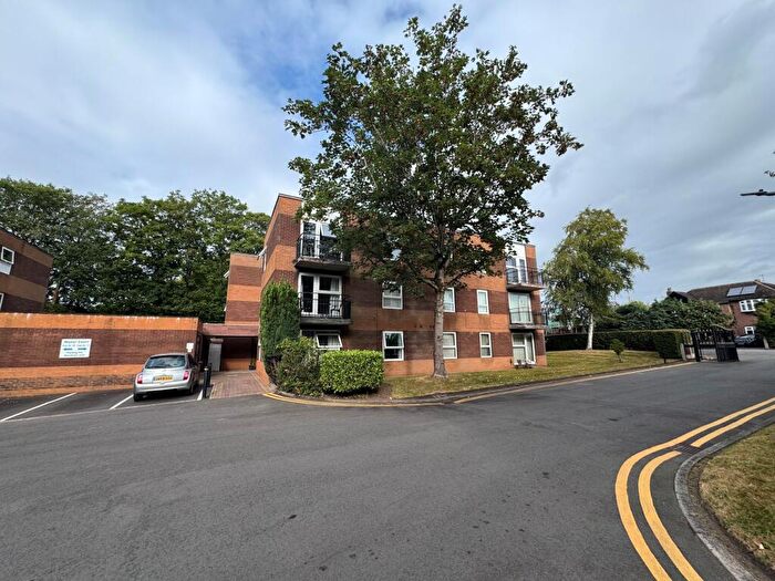 1 Bedroom Flat To Rent In Urmston Lane, Stretford, M32