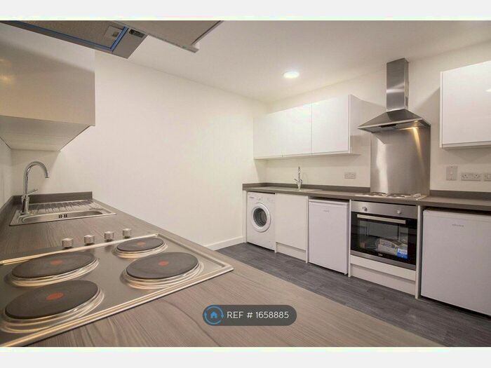 Studio To Rent In Colonnade House, Bradford, BD1