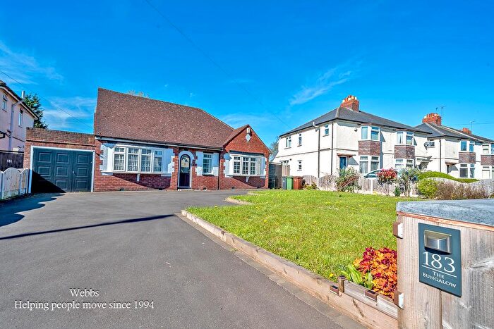2 Bedroom Detached Bungalow For Sale In Pelsall Lane, Rushall, Walsall, WS4