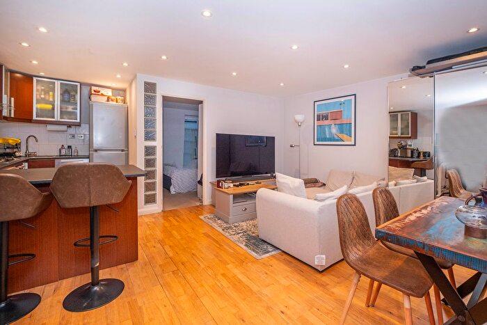 1 Bedroom Flat For Sale In Earlsfield Road, London, SW18